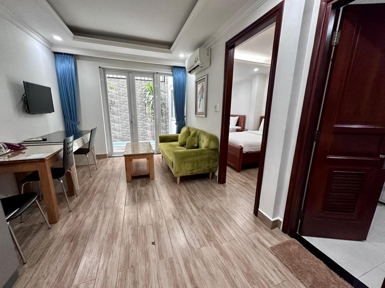 Khách Sạn&căn Hộ Atlas Khách sạn hẻo lánh TP. Hồ Chí Minh